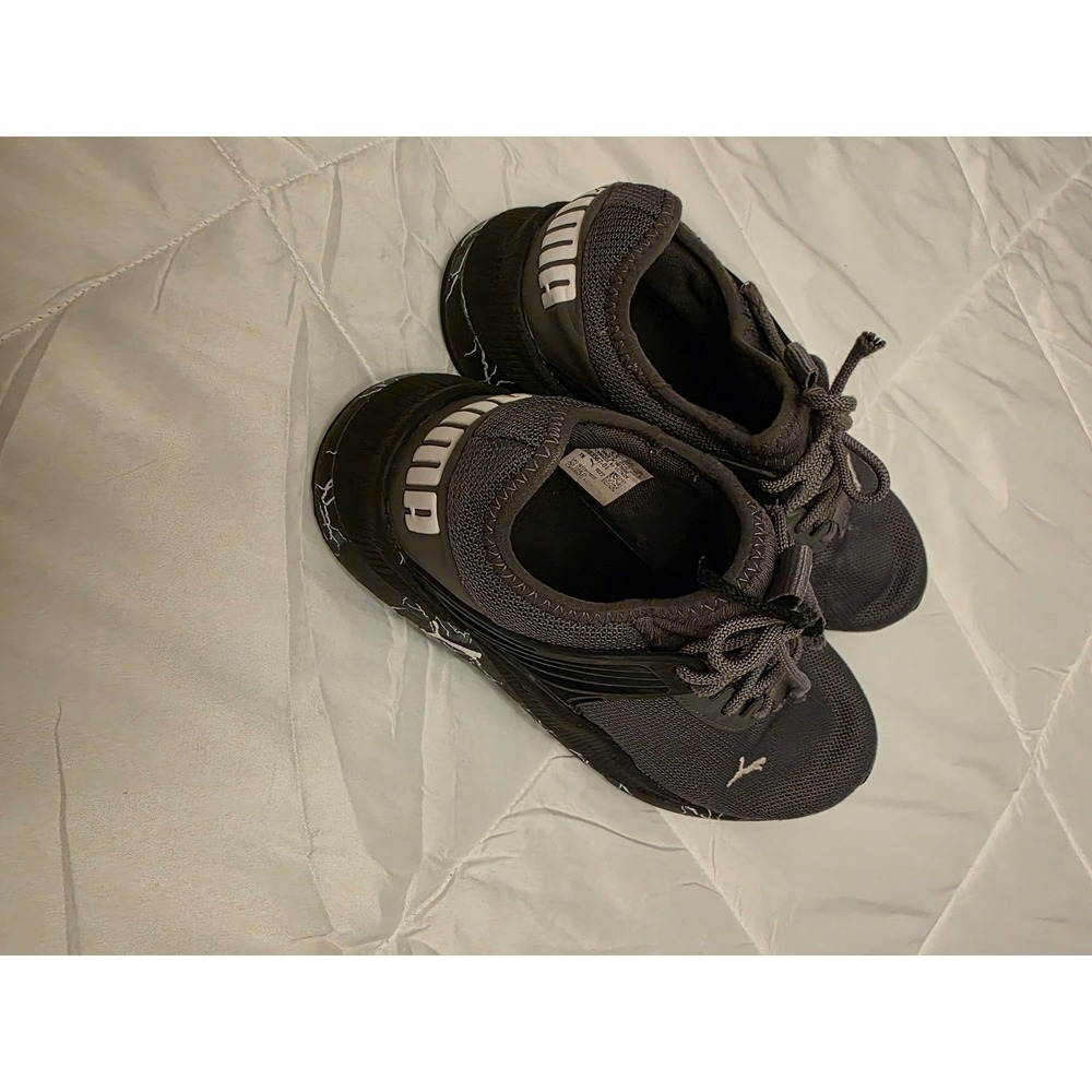 PUMA Pacer Future kid's Sneakers Dark Grey Black Lightning Graphic Trainers 5.5